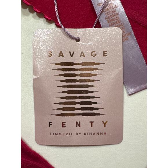 SAVAGE X FENTY Crop Top, NWT, Size XL, Pink - Picture 9 of 9